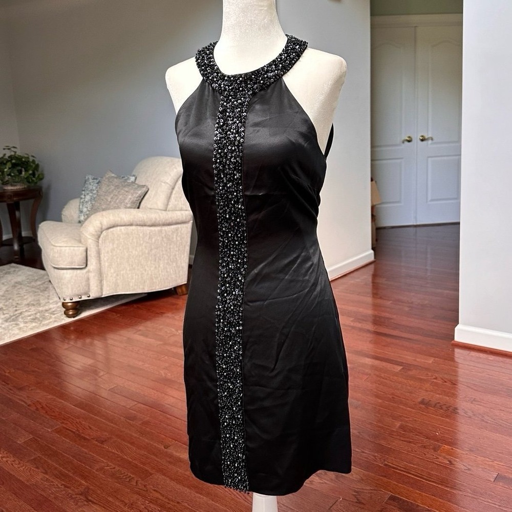 BCBGMAXAZRIA Black Satin Embellished Beaded Unique Pattern Cocktail Dress